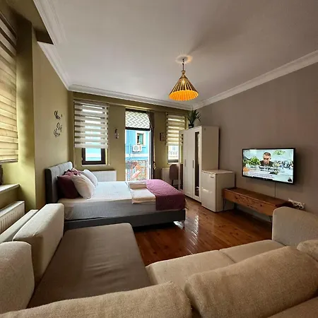 Greenbird Aparthotel *